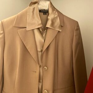 Three piece pant suit 4 petite Kasper rosewood silk shirt